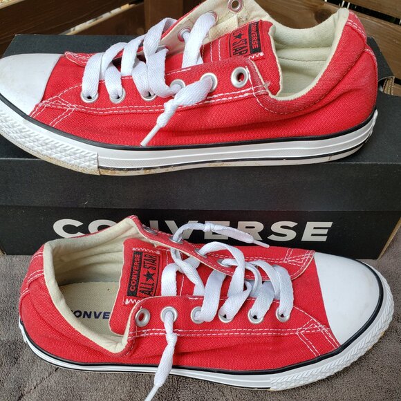 EUC CTAS Converse Street Slip GS 'Varsity Red' (Jr. 6) KICKS - Picture 3 of 9